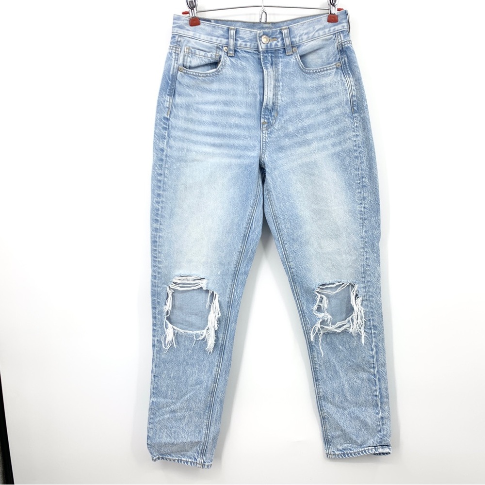 American Eagle Women 2 Jeans Mom Straight Light Wash High Rise Distressed Cotton